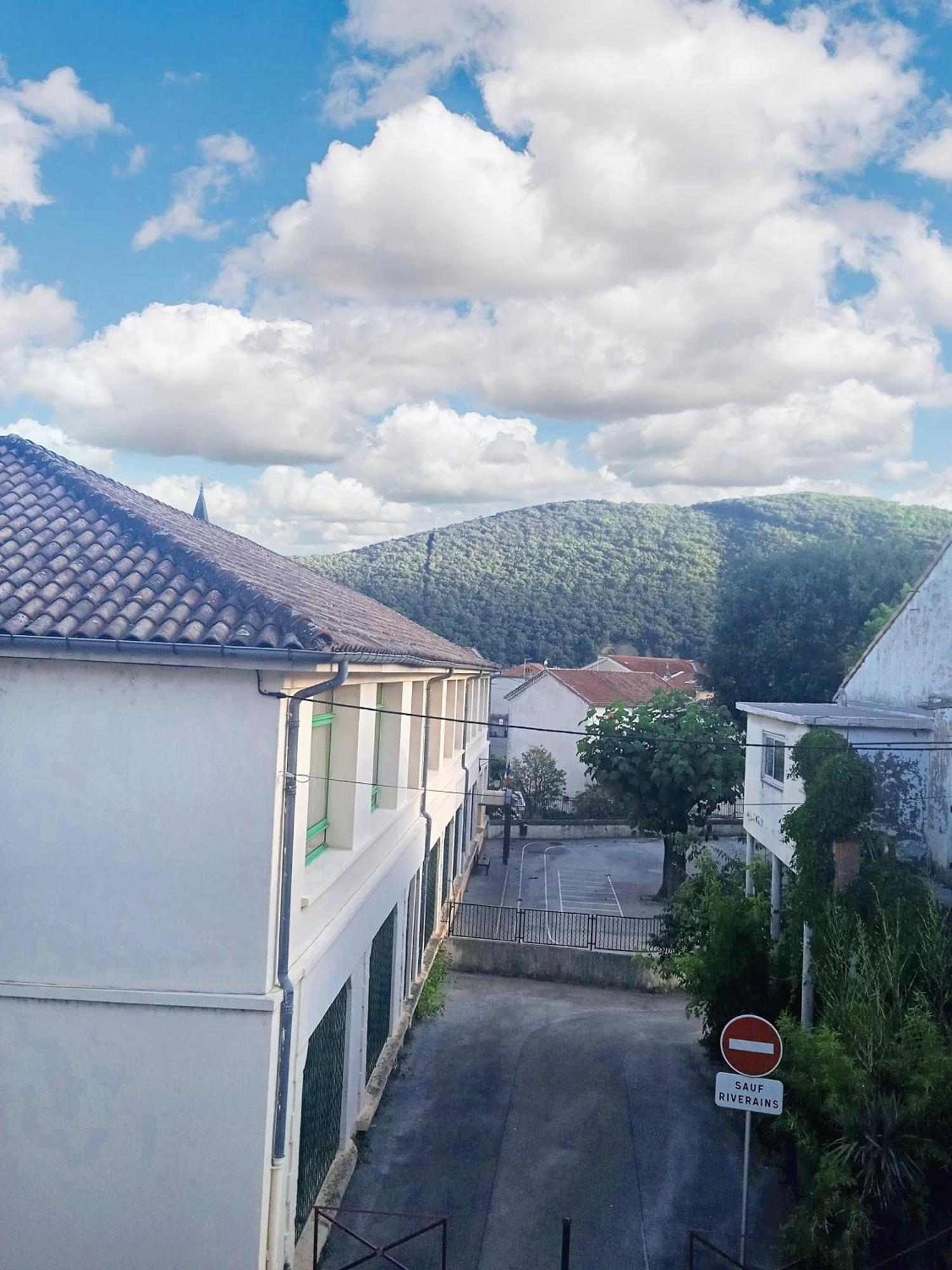 La Grand'Combe Maison Conviviale Pres Des Cevennes Avec Terrasse מראה חיצוני תמונה
